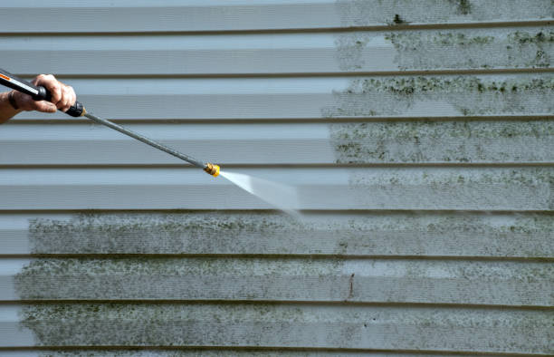 Professional Pressure Washing Services in Dixon Lane Meadow Creek, CA
